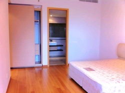 Marina Bay Residences (D1), Condominium #558330021